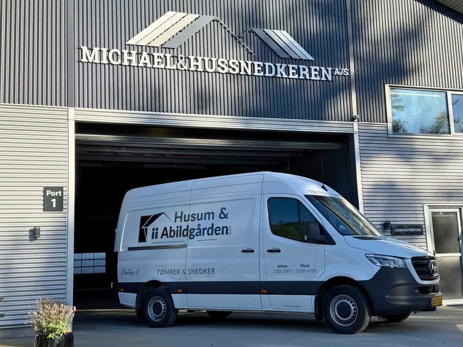 Husum og Abildgården - en del af Michael & Hussnedkeren A/S